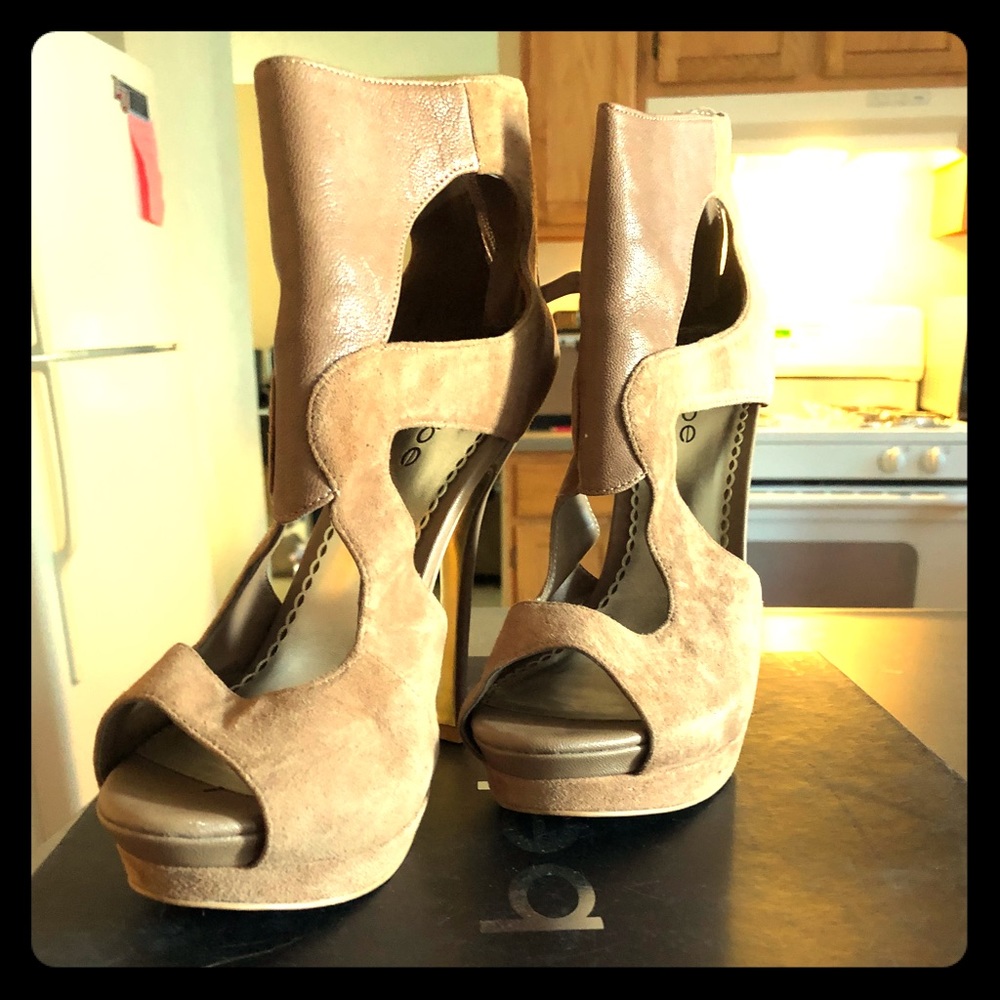Tan Bebe sandals
